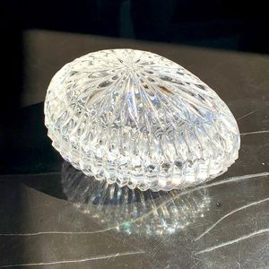 Beautiful Crystal Egg Holder Candy Box